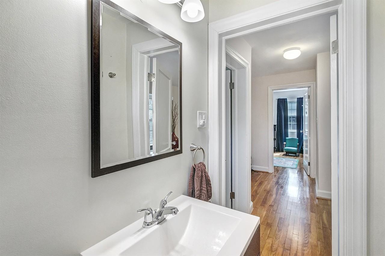 6402 16th St N - Photo 3 of 24