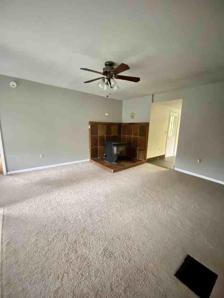 5923 N Homer Ave - Photo 3 of 10