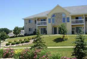 featured image of 1008 River Place Blvd