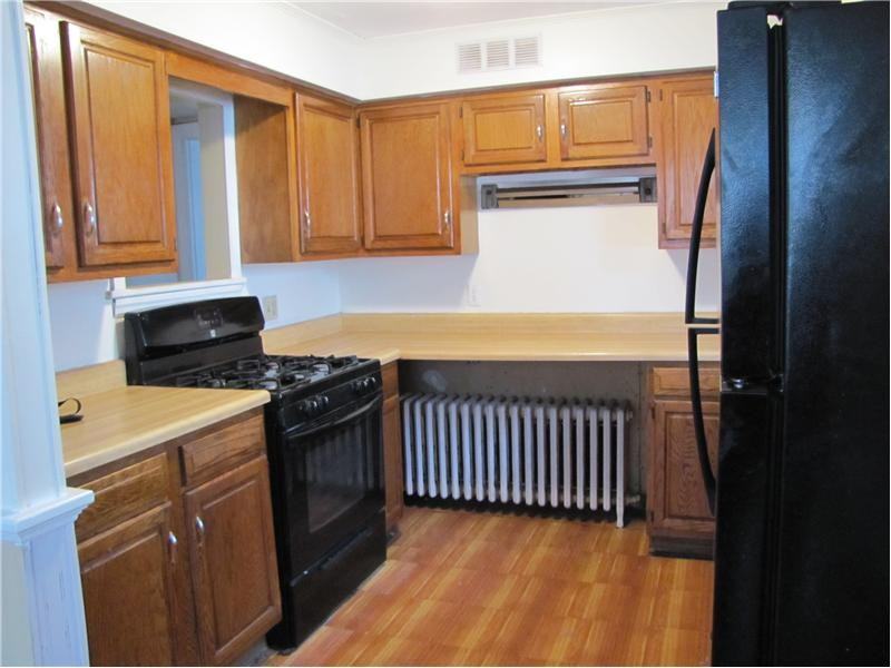 22 E Broome St - Photo 2 of 6