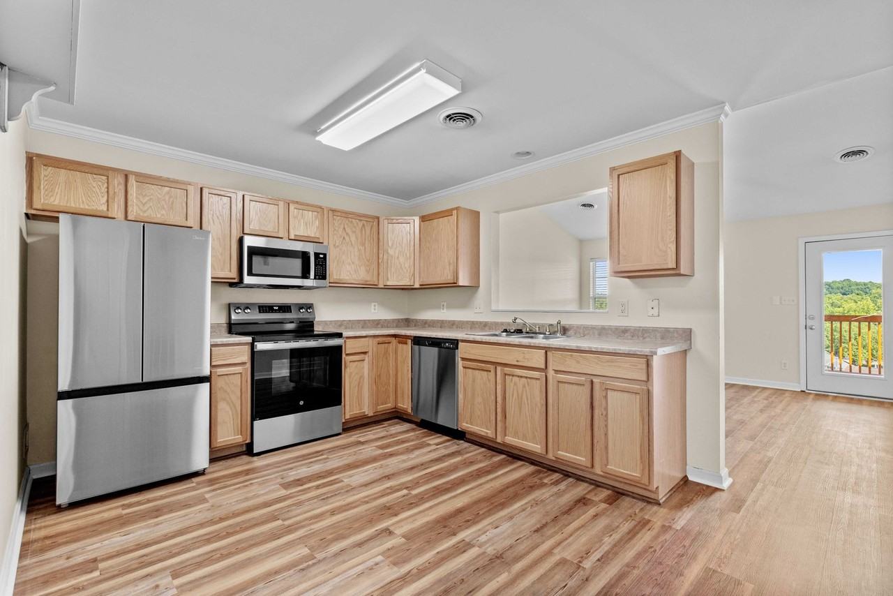 6334 Sky Song Ln - Photo 3 of 29