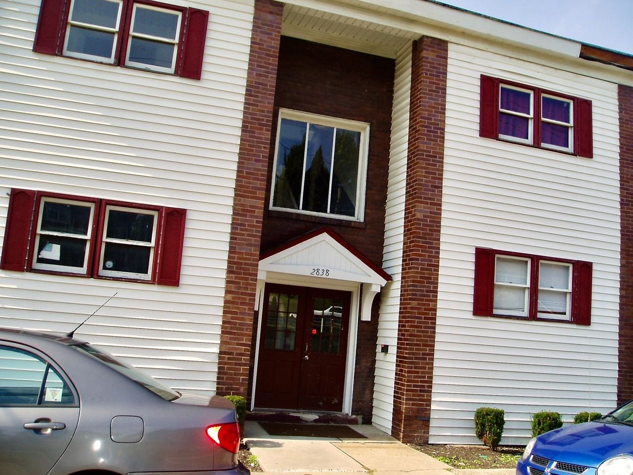 *** Beautiful Apartments in Dormont * One block to the T * Pet Friendly * Available Now * Renovated & Spacious *** - Photo 2 of 3