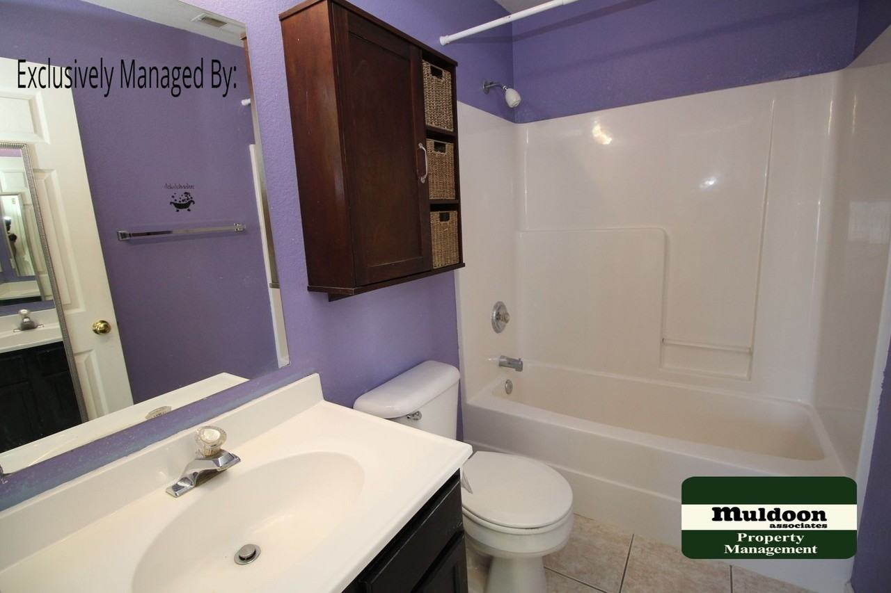 127 W Sterling Pl - Photo 5 of 10
