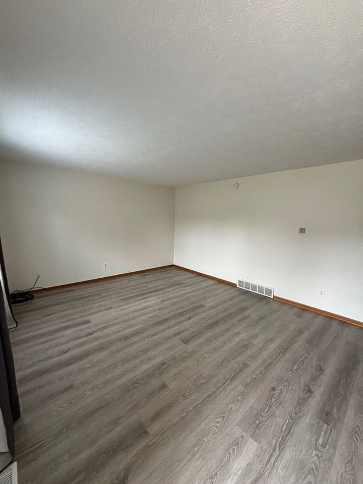 253 & 255 Church Street Ct - Photo 2 of 9