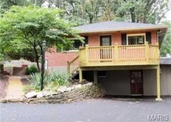33 Elanore Dr - Photo 2 of 24