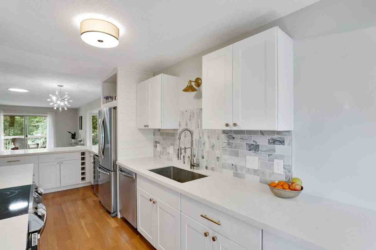 16300 15th Ave N - Photo 2 of 16