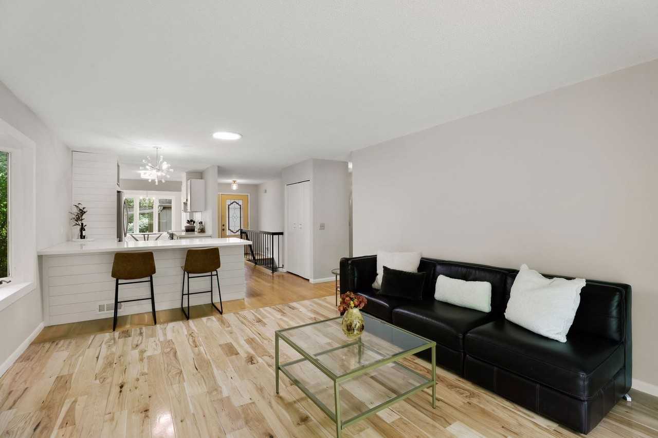 16300 15th Ave N - Photo 7 of 16