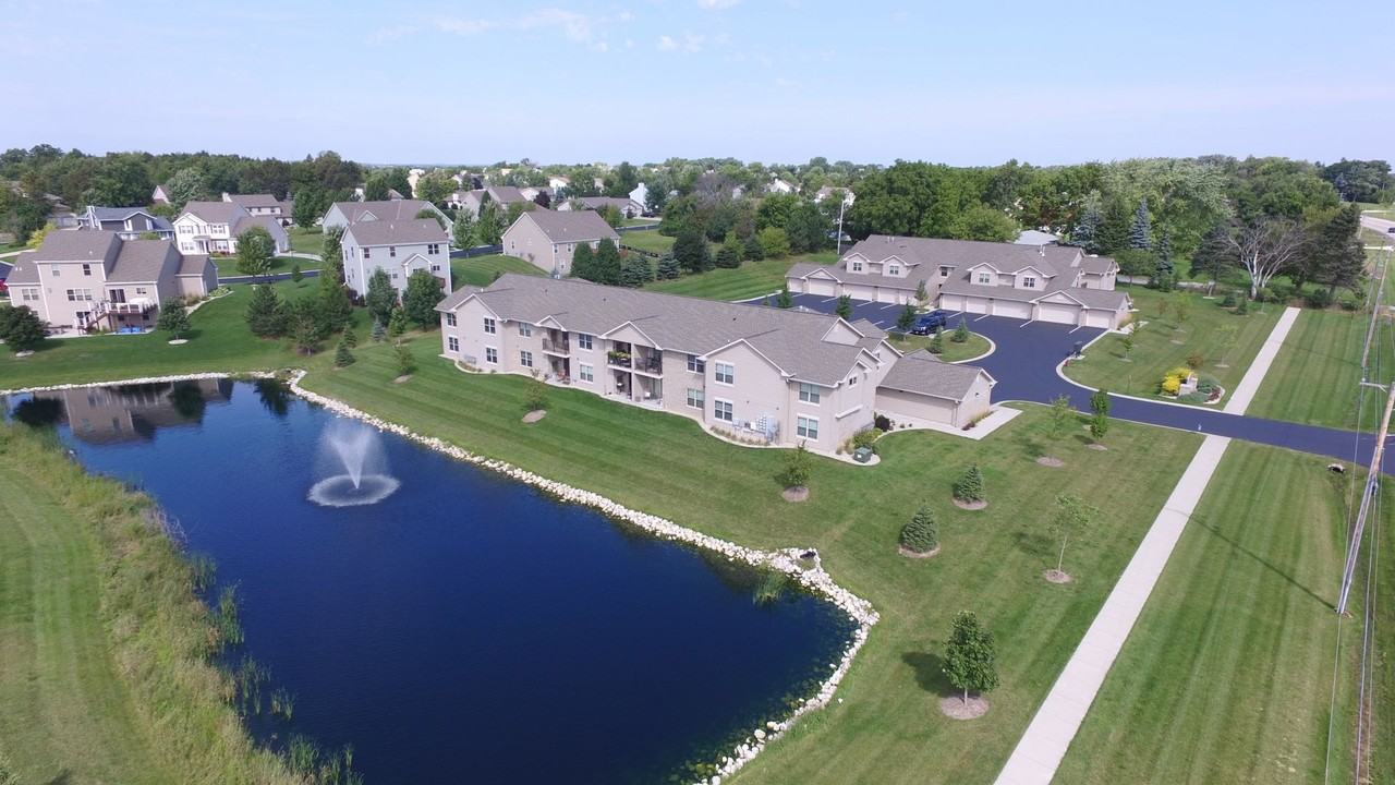 Hillstone Apartments - Photo 2 of 4
