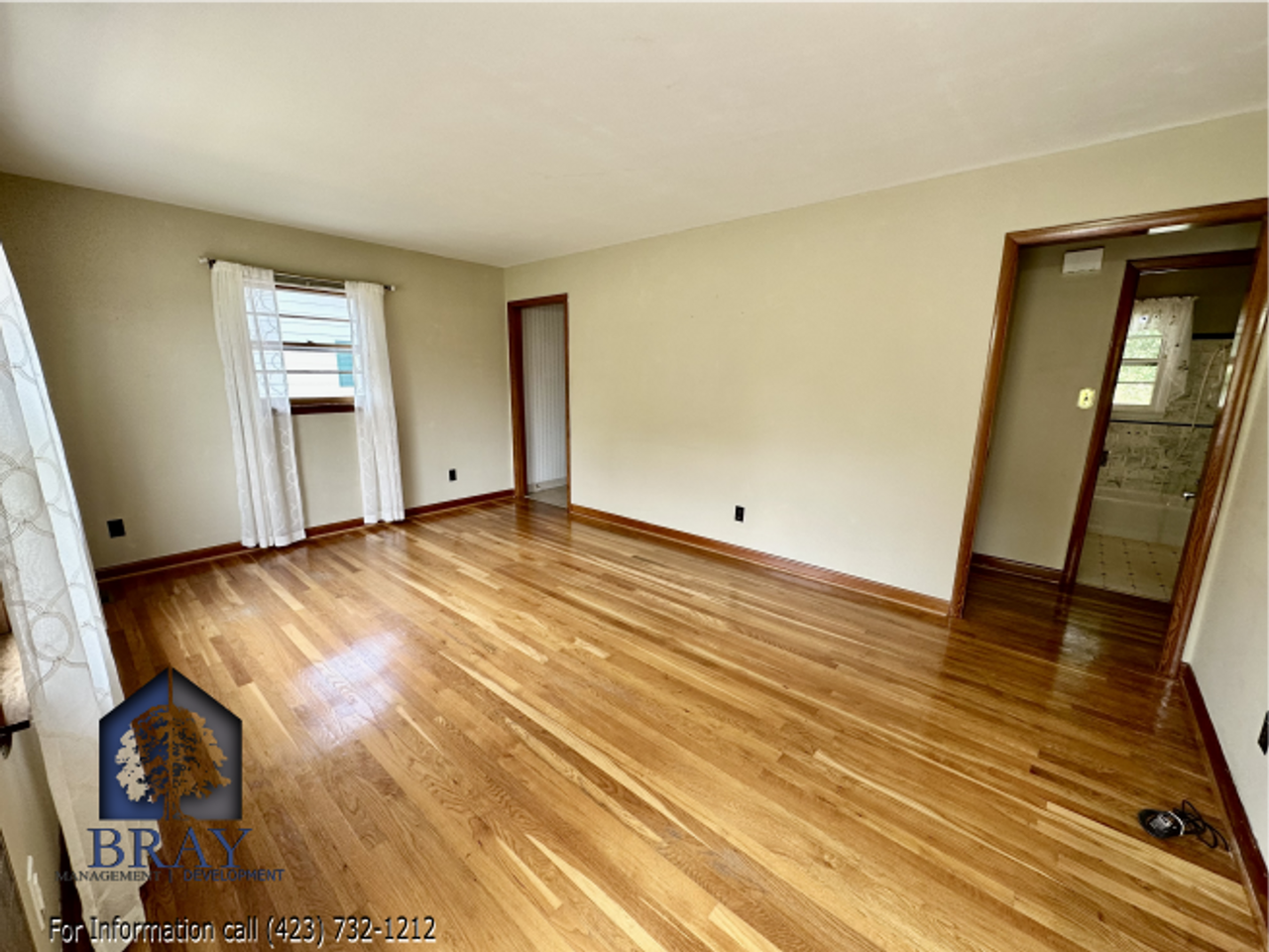 400 Chapman St - Photo 2 of 18