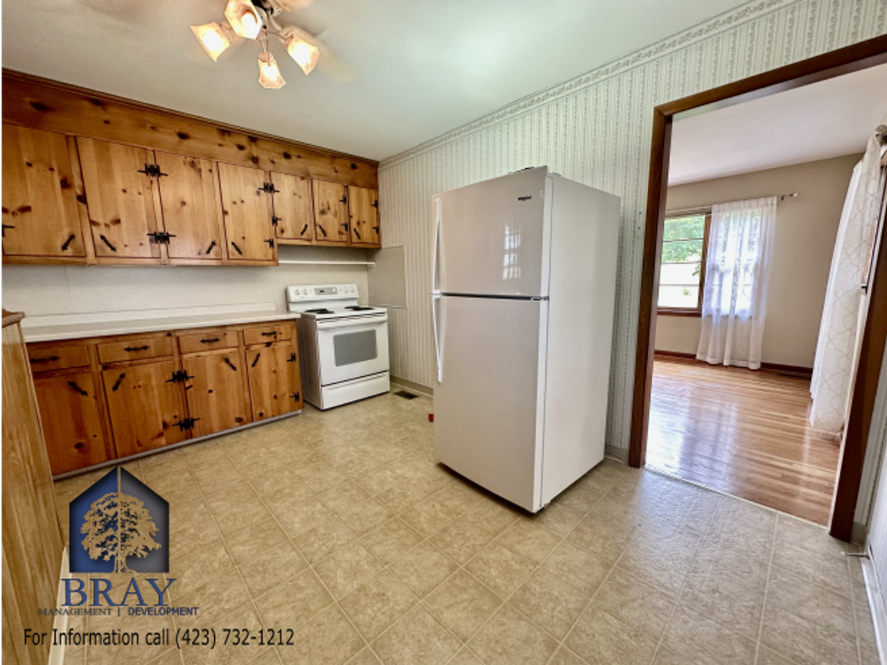 400 Chapman St - Photo 5 of 18