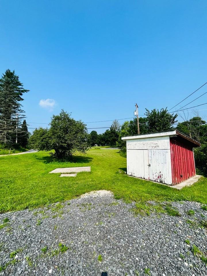 20 Bridge St - Photo 5 of 29