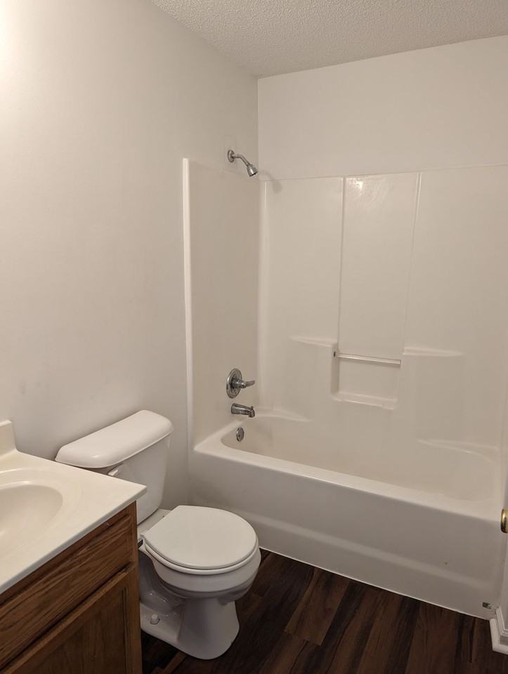 920 Old Halifax Rd - Photo 3 of 10