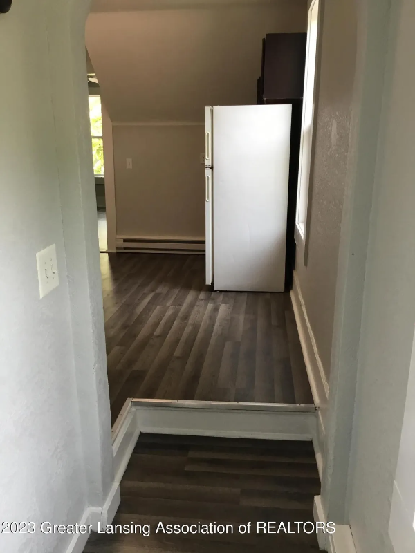 1037 E Oakland Ave #2 - Photo 6 of 10