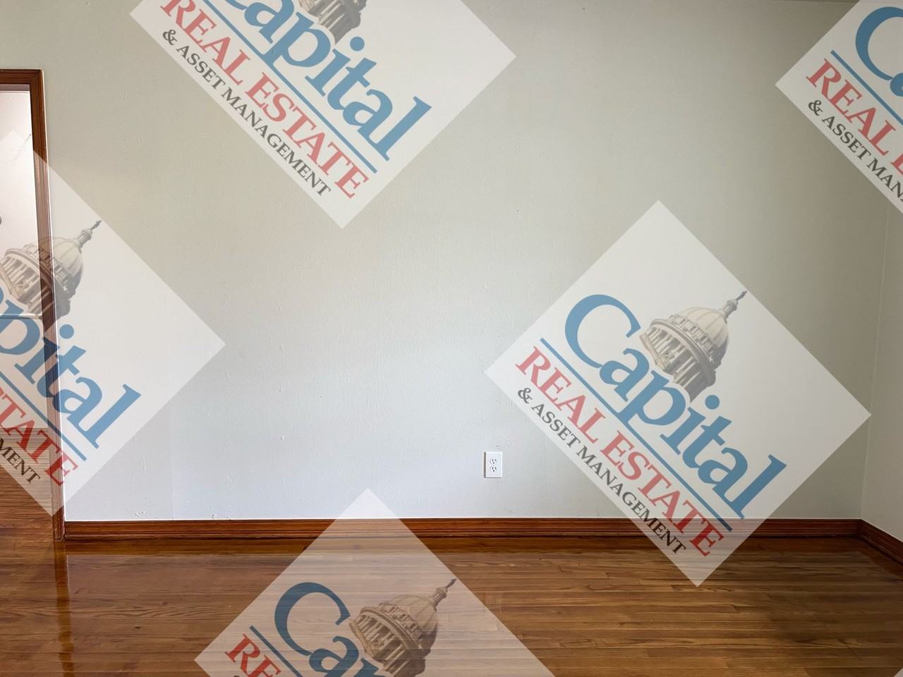 809 Holoway Dr - Photo 5 of 45