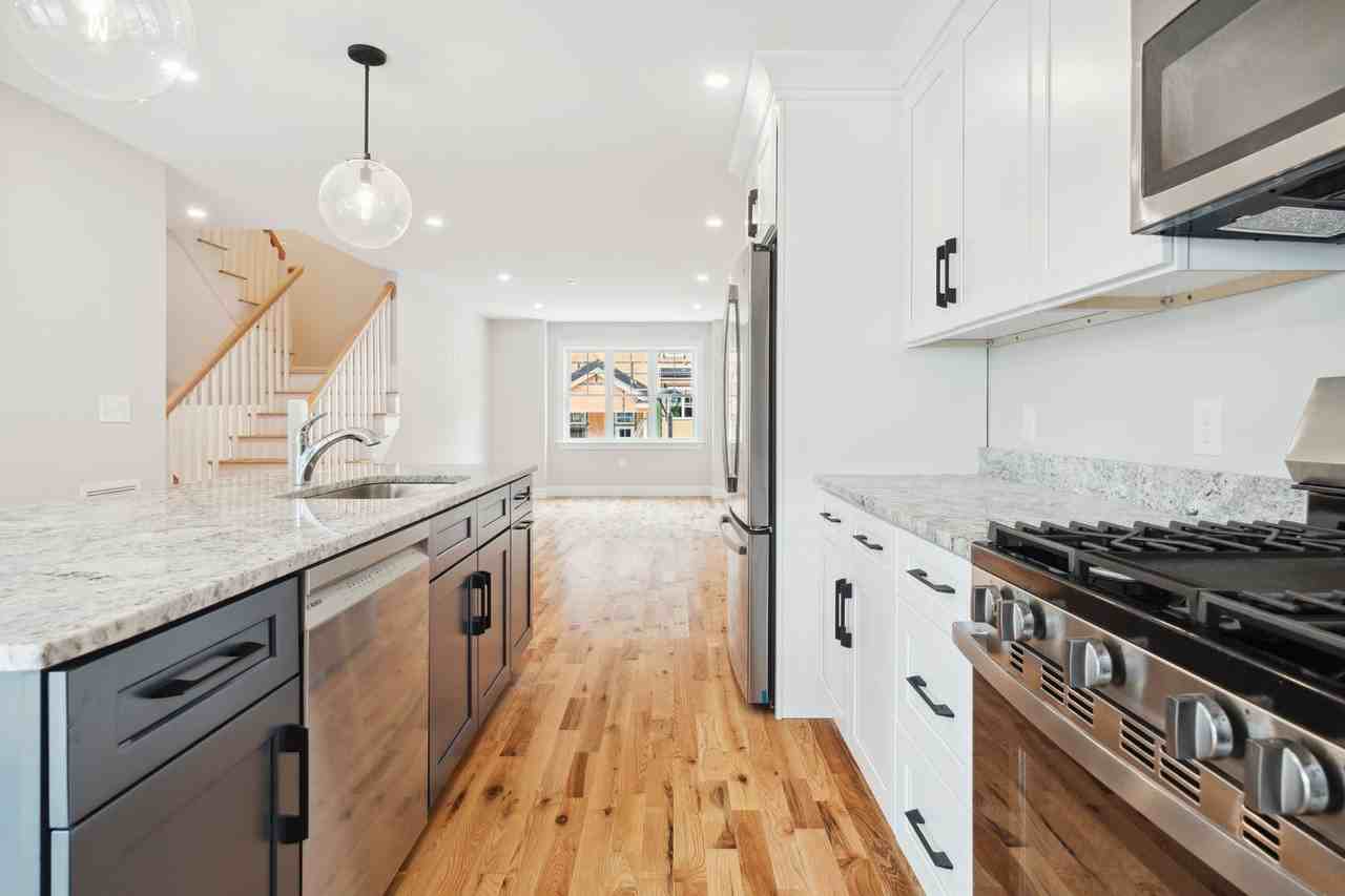 Yokens of Portsmouth - Photo 6 of 50