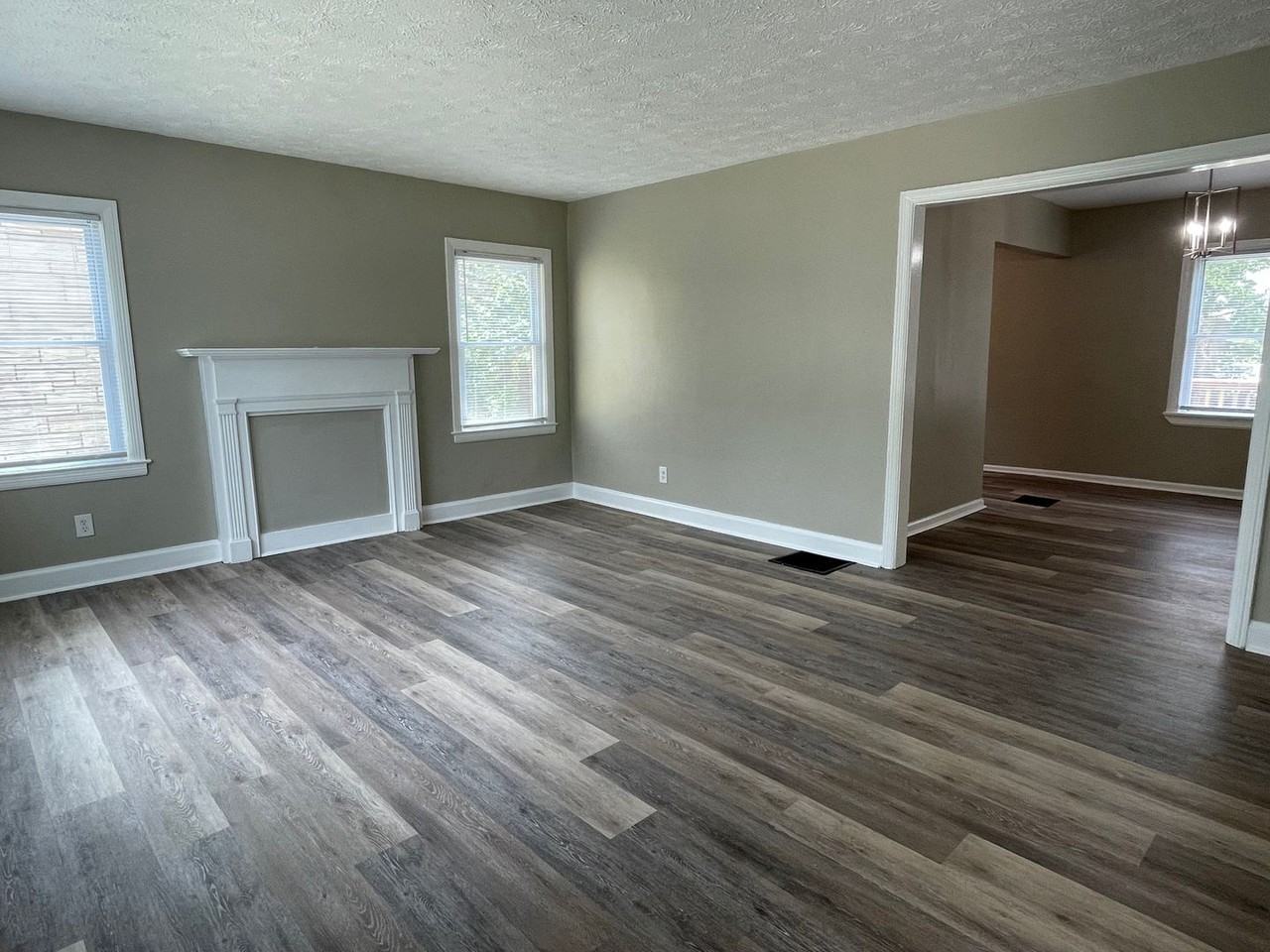 1012 Liberty Rd - Photo 2 of 23