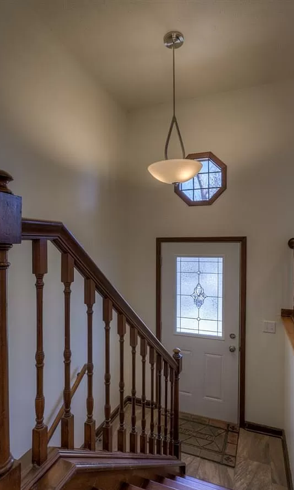 308 Garden Ave - Photo 3 of 15