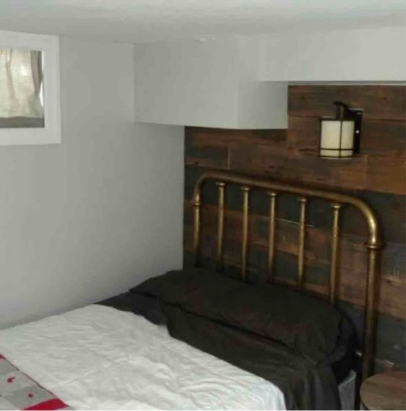 2534 Harvey St - Photo 2 of 4