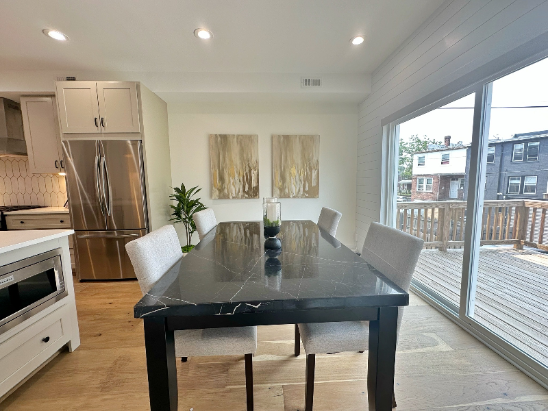 243 Missouri Ave Nw - Photo 4 of 12