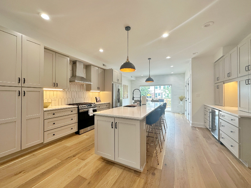 243 Missouri Ave Nw - Photo 5 of 12