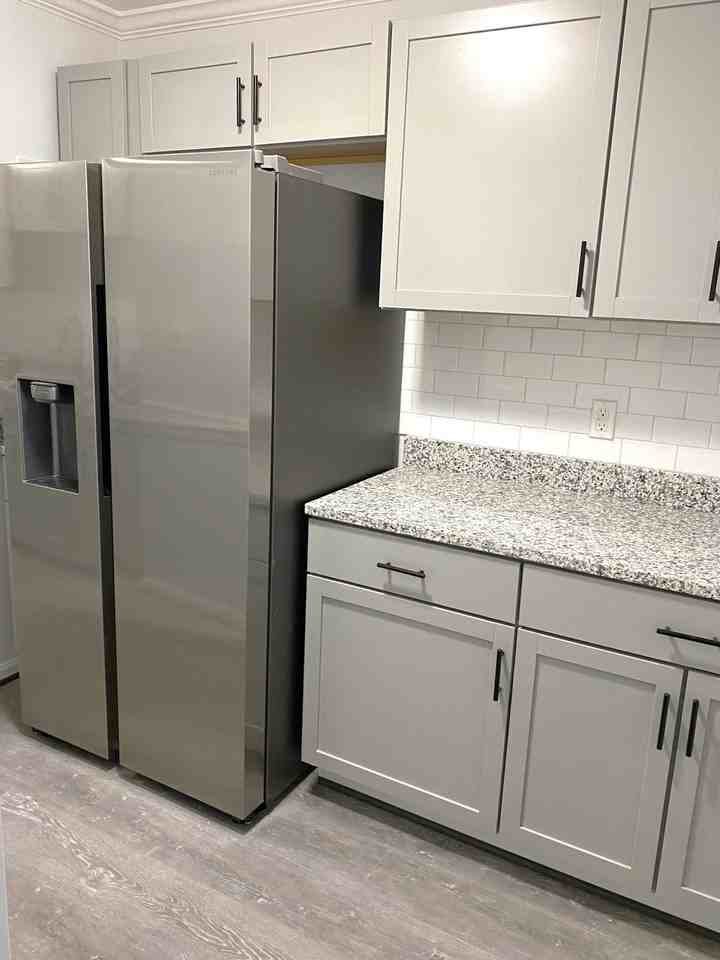 306 N Fremont Avenue - Photo 3 of 14