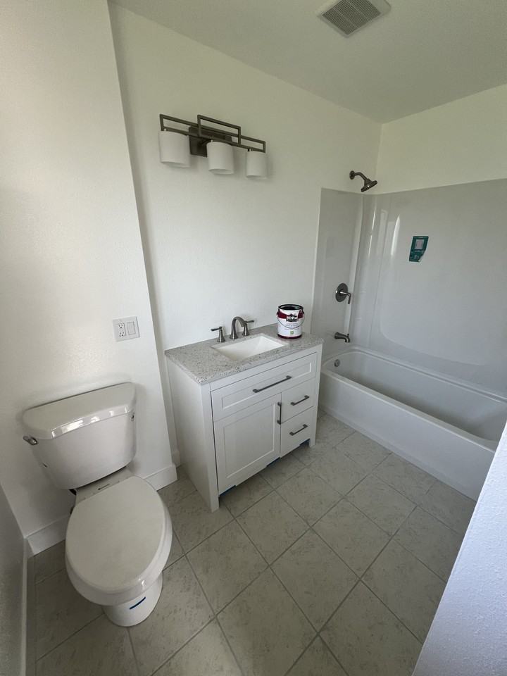 100 W Mckenzie Ave #NA - Photo 2 of 3