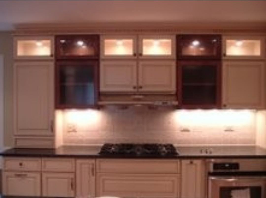 878 Oakwood Ave #NA - Photo 2 of 6