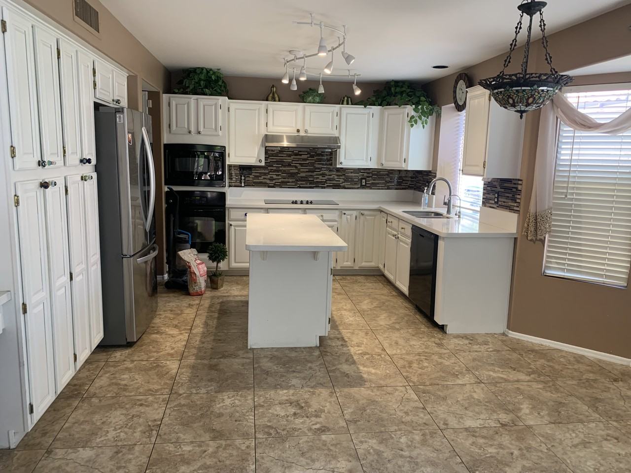 3735 N Tabor #NA - Photo 2 of 15