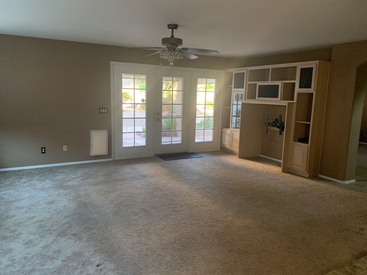 3735 N Tabor #NA - Photo 3 of 15