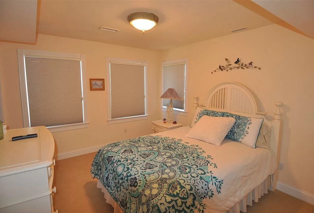 101 S 28th Ave #NA - Photo 3 of 8