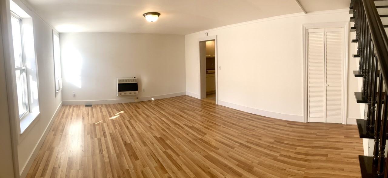 210 Allen St #NA - Photo 6 of 19