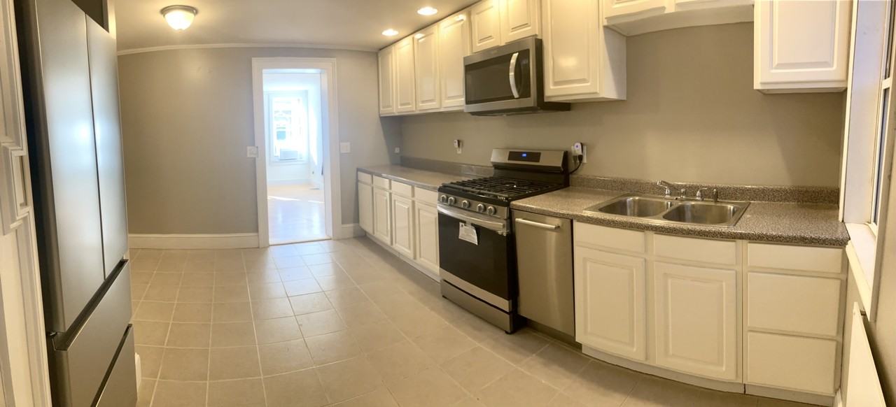 210 Allen St #NA - Photo 3 of 22