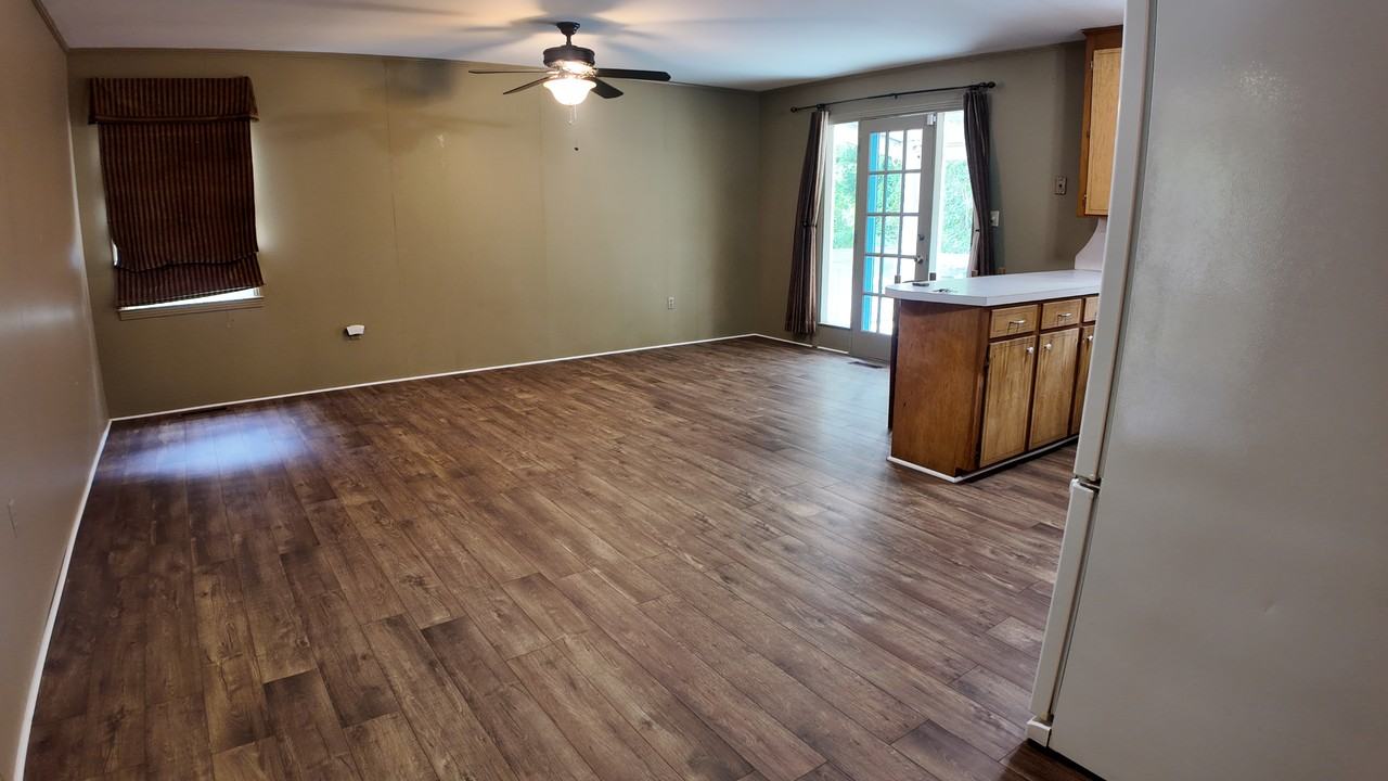 3305 54th Pl #NA - Photo 2 of 15