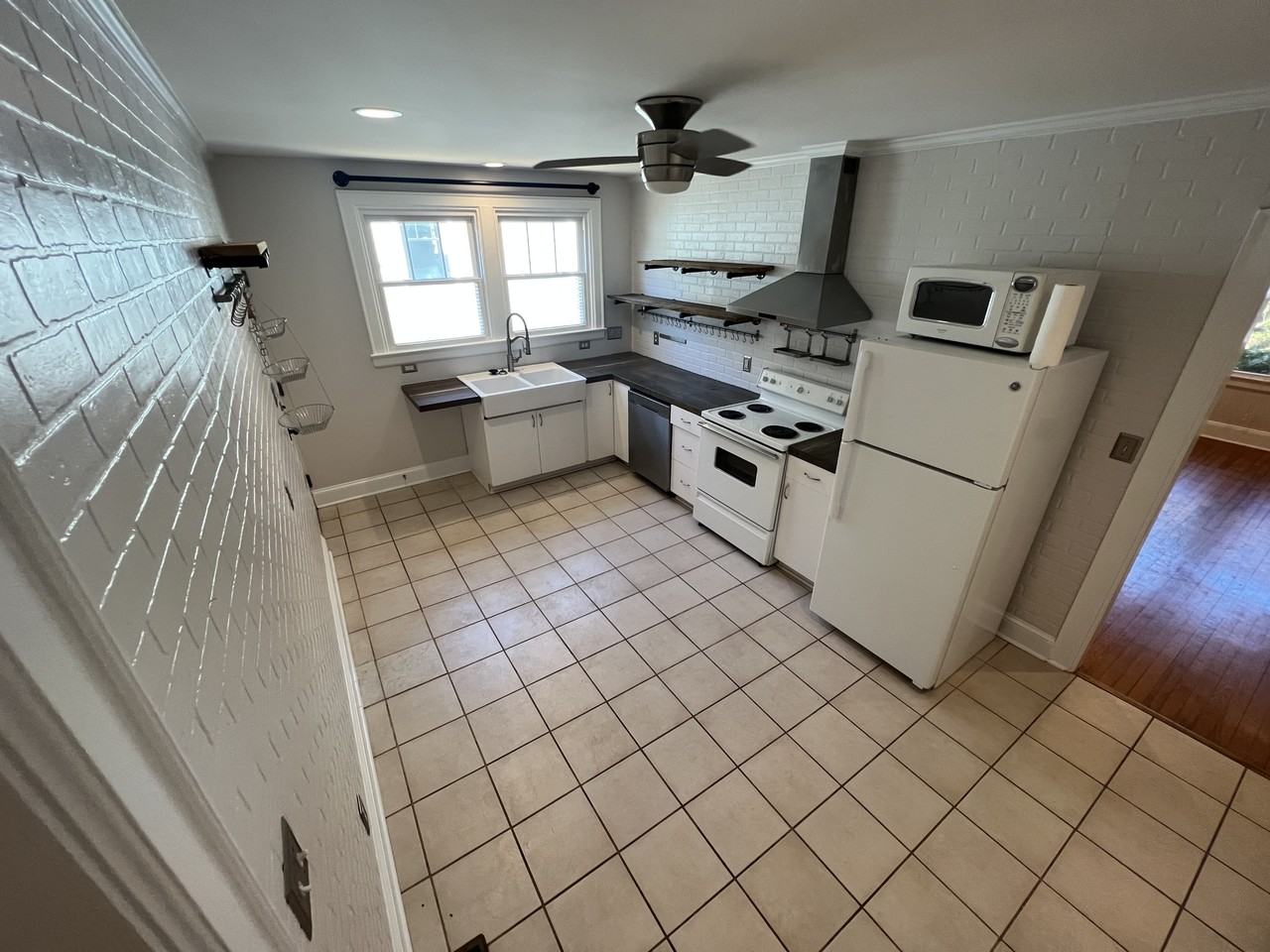 2024 Chesterfield Ave #NA - Photo 3 of 12