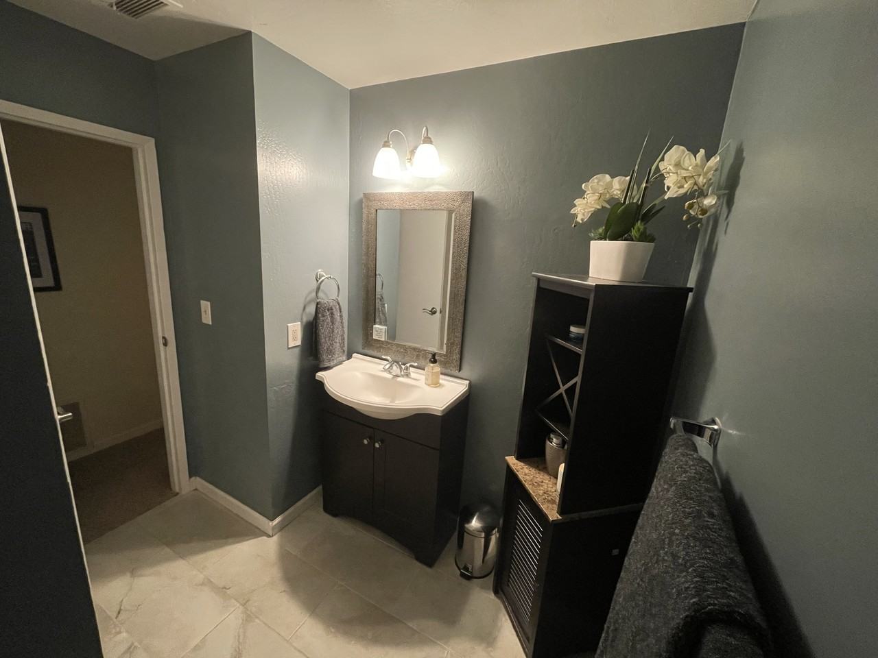 1558 Center Rd #8 - Photo 3 of 14