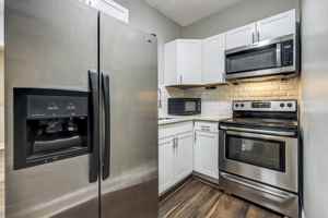 featured image of Mark St