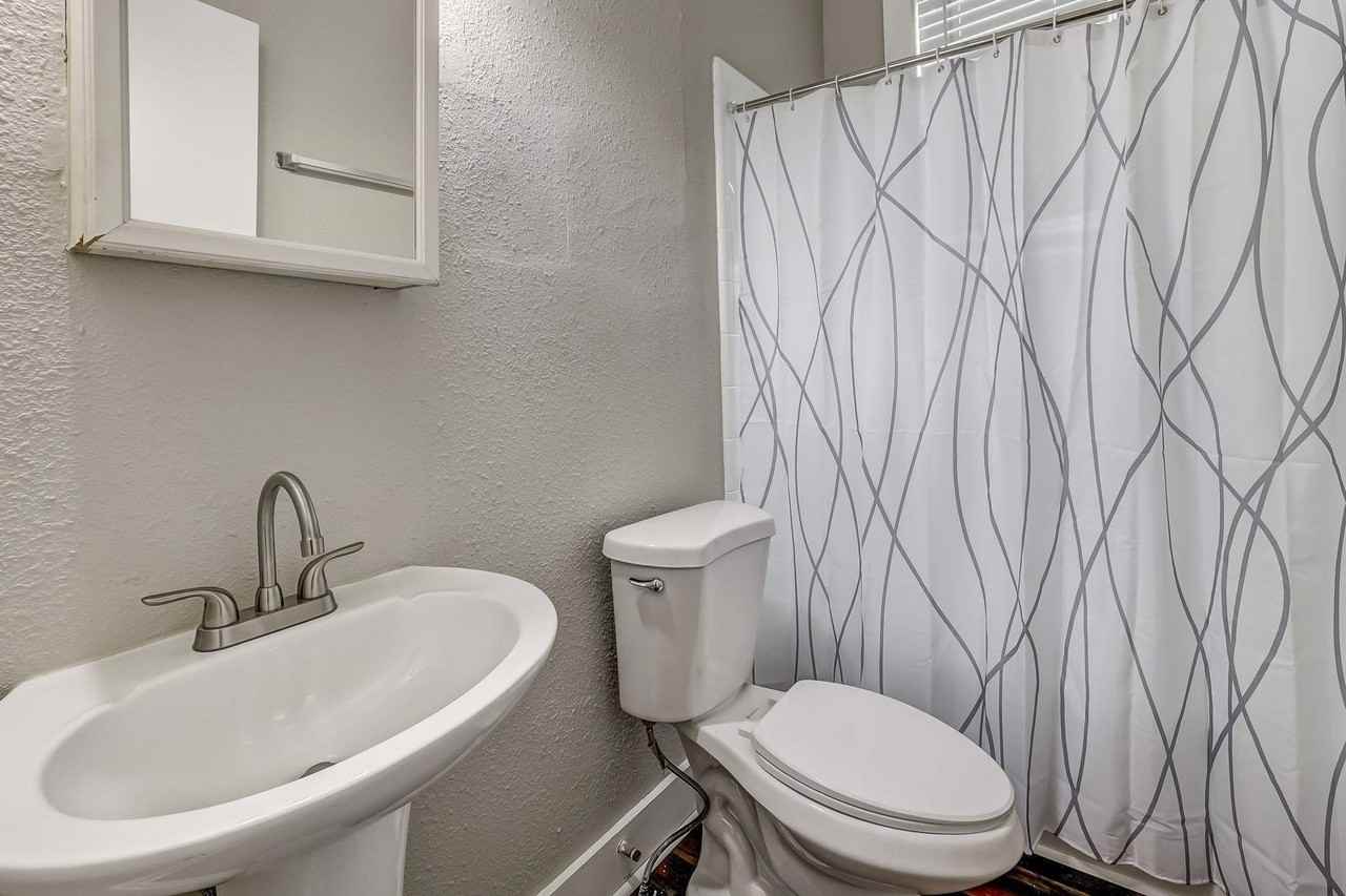 Mark St - Photo 6 of 8