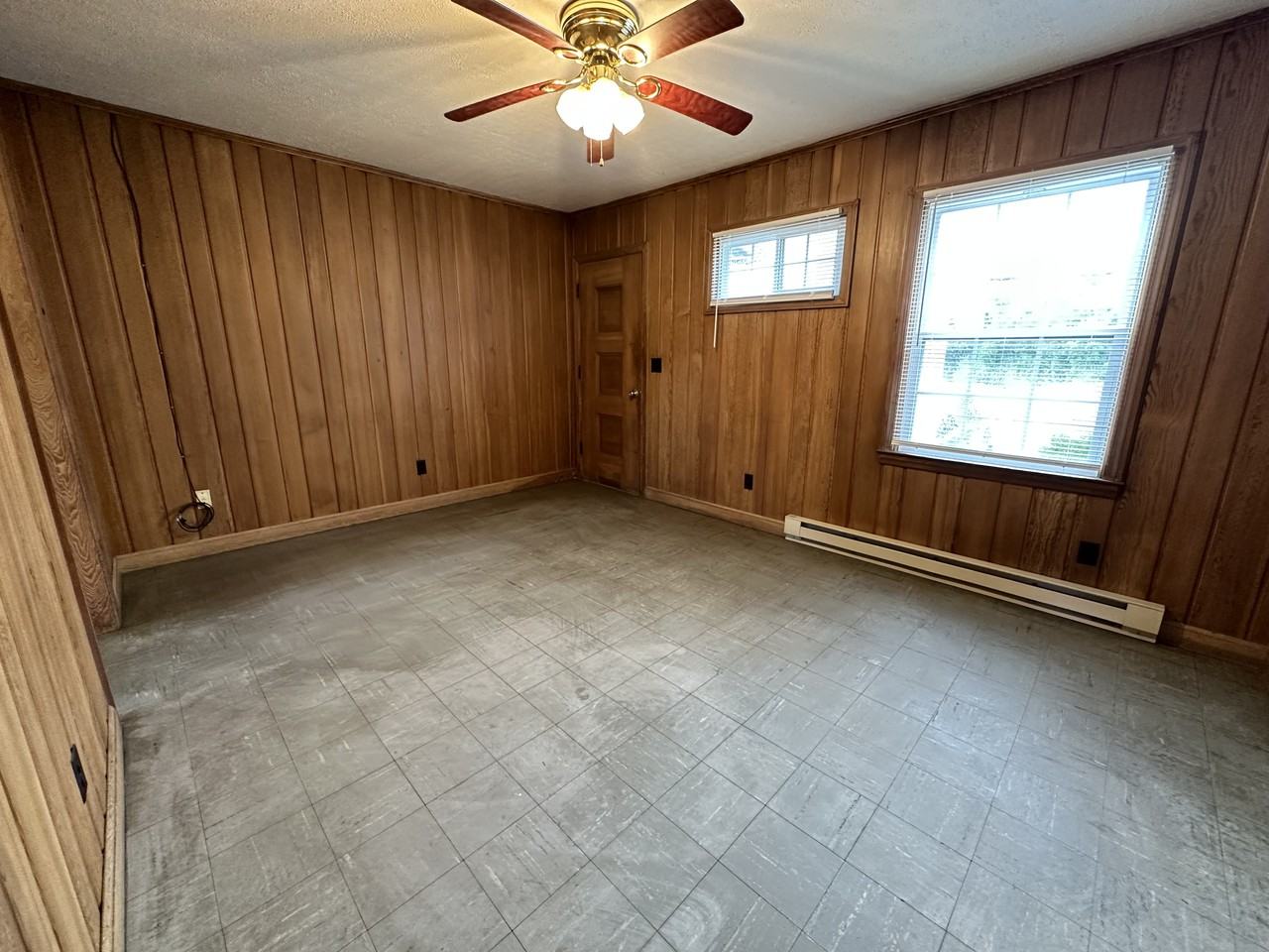 506 Rockford St - Photo 3 of 14