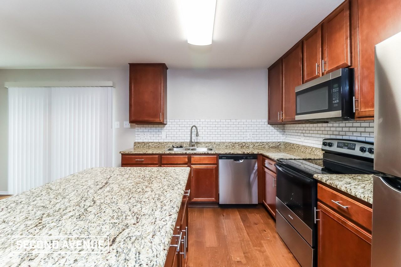 8660 Boswell Meadows Dr - Photo 5 of 22