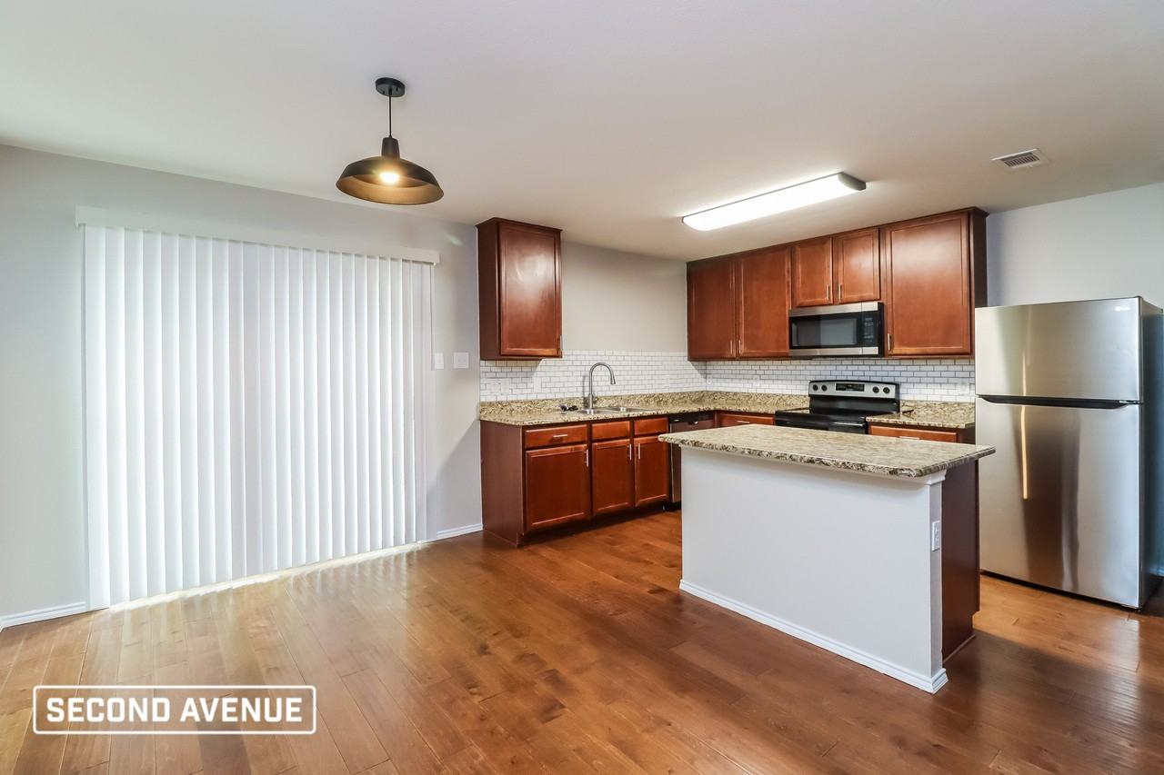 8660 Boswell Meadows Dr - Photo 6 of 22