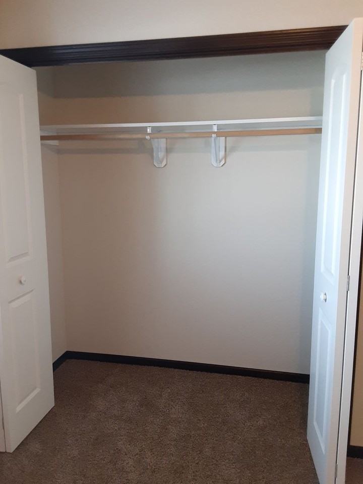 Fox Run Apartments Main - Photo 5 of 27