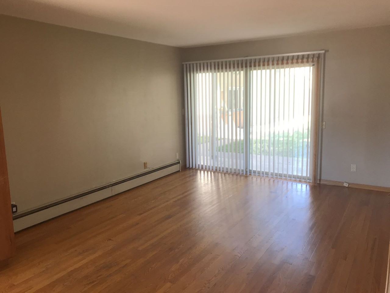 7700 Bloomington Ave South - Photo 3 of 30