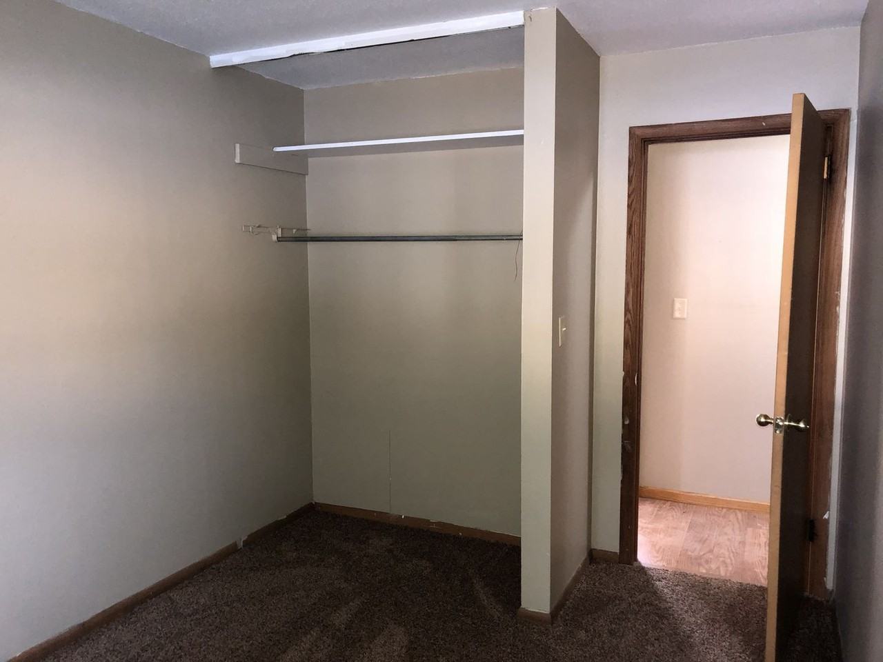 7700 Bloomington Ave South - Photo 7 of 30