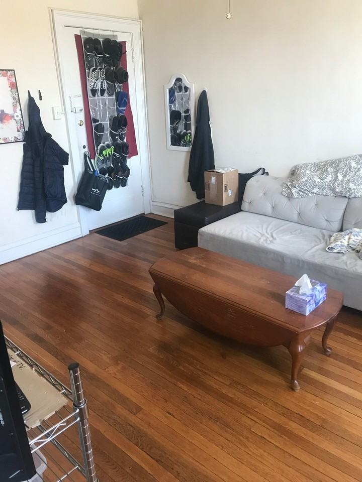 2826 West Grace Street - Photo 3 of 5