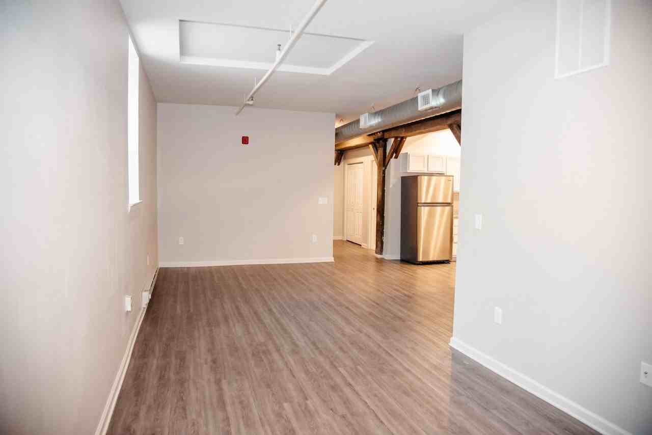 191 Broad Street - Photo 3 of 50