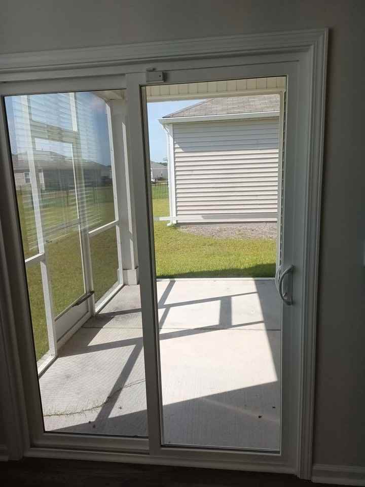 1044 Flintshire Dr - Photo 3 of 18