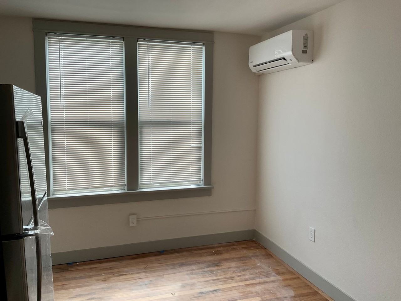 721 Macon Ave - Photo 3 of 18