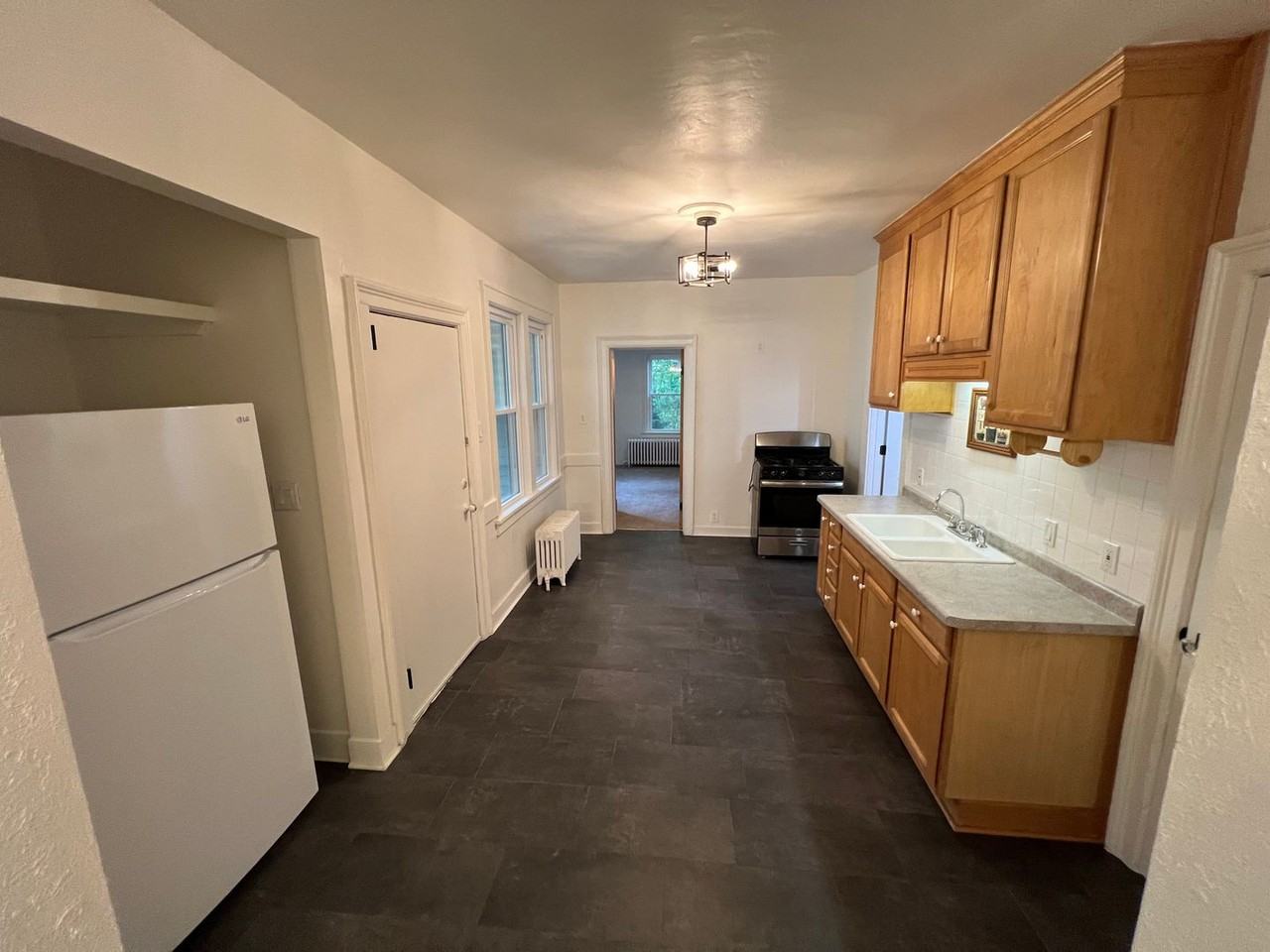 1531 N Jackson St - Photo 3 of 27