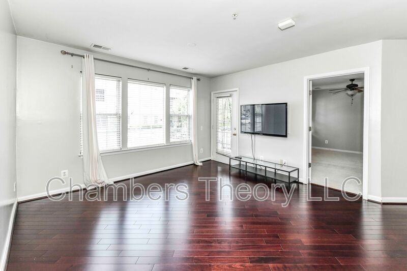 21850 Locomotive Ter #100 - Photo 5 of 26