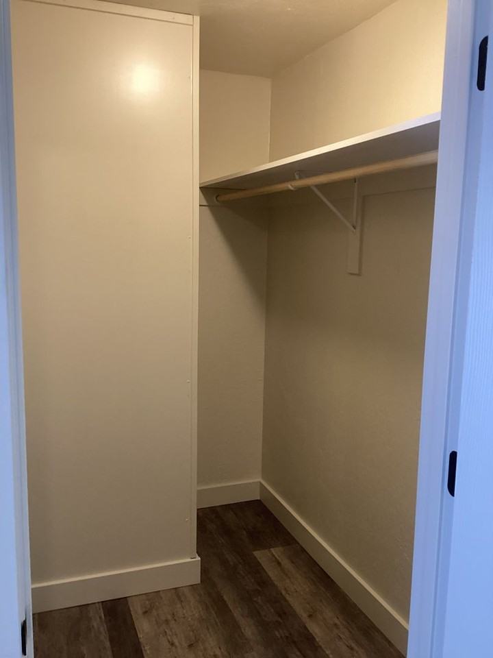 152 E Milton St #4 - Photo 7 of 8